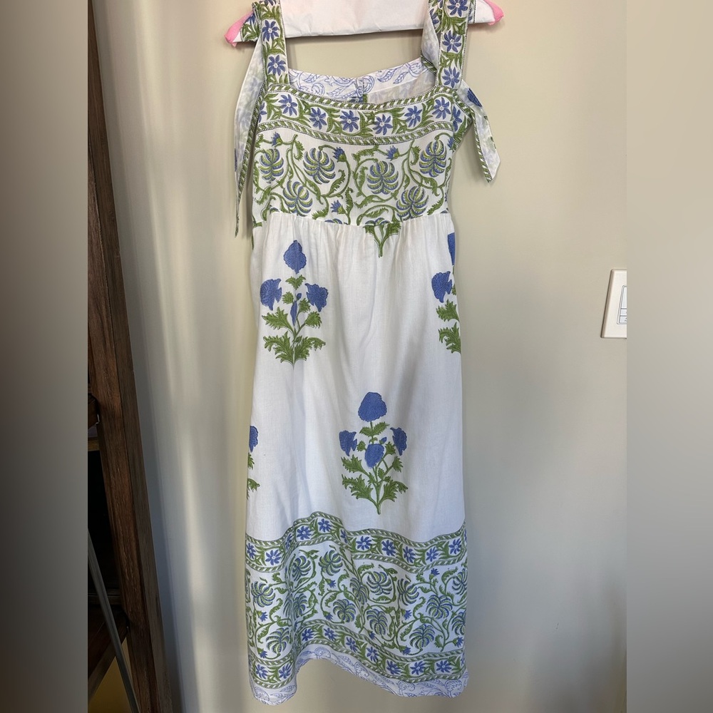 Juliet Dunn Tie Shoulder Midi Dress. Blue/White Floral. M. EUC - Picture 6 of 10